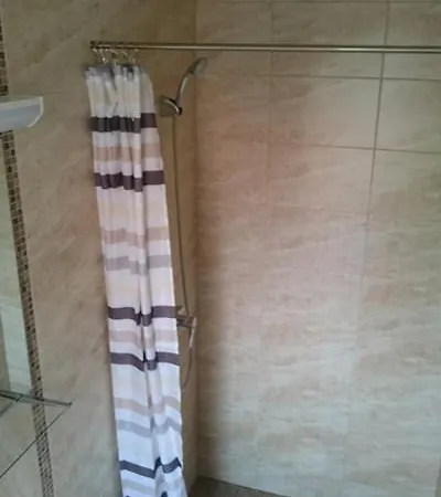 Alloggio in famiglia Lakos Apartmanház Siófok